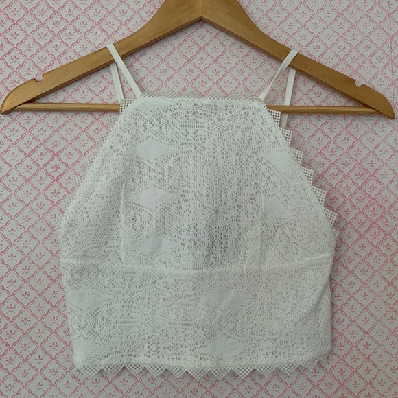 LACE CROP TOP - Picture 1 of 2
